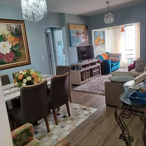 Apto A Uma Quadra Da Balneário Camboriú